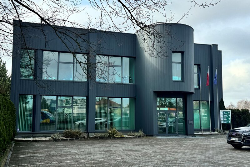 SOMMER Poland building