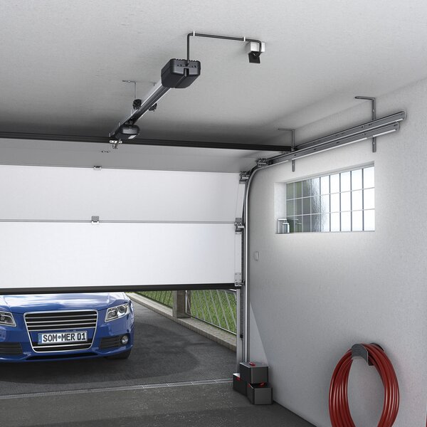 Sektionaltor mit passendem Garagentorantrieb